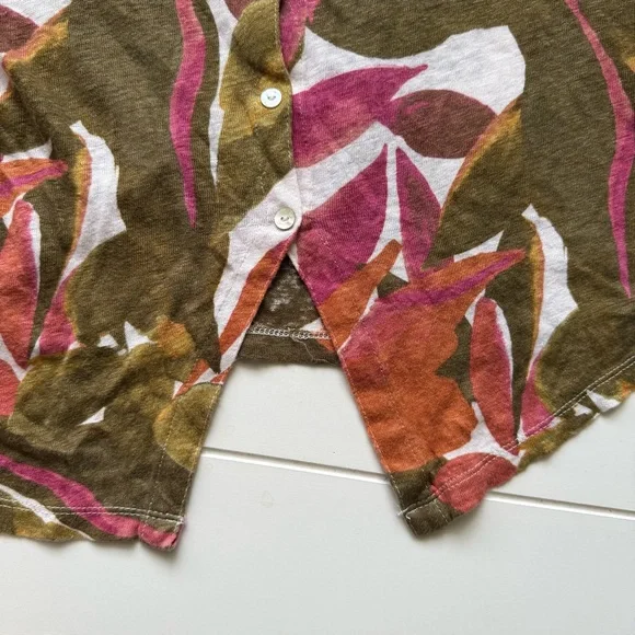 Tahari Multicolor Leaf Print Blouse - Picture 6 of 7